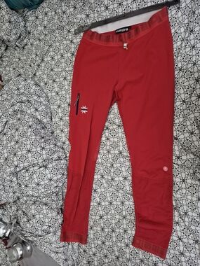 Maloja Red Active Leggings with Zip Pocket